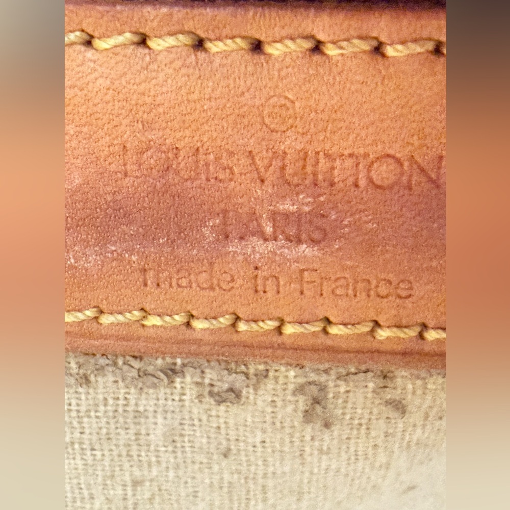 Vintage Louis Vuitton Bucket Tote with COA - Picture 11 of 12